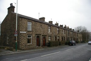 129 to 113 Haslingden Old Road, Rawtenstall, 113 to extreme right of the terrace, Wikimedia Commons